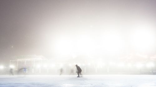 spela-hockey-i-uppsala-pa-vintern