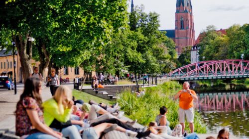 sommar fyrisan domkyrkan manniskor_destination uppsala