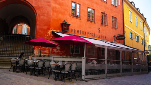 Uteserveringen hos Domtrappkällaren i Uppsala
